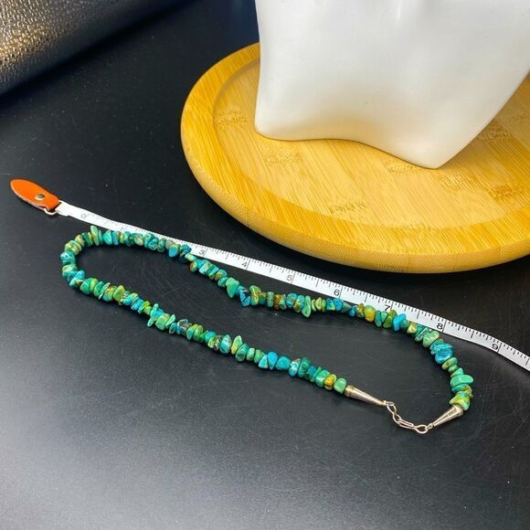 Ladies 18” multiple rough cut turquoise stones necklace with 925 silver clasp - Picture 5 of 8